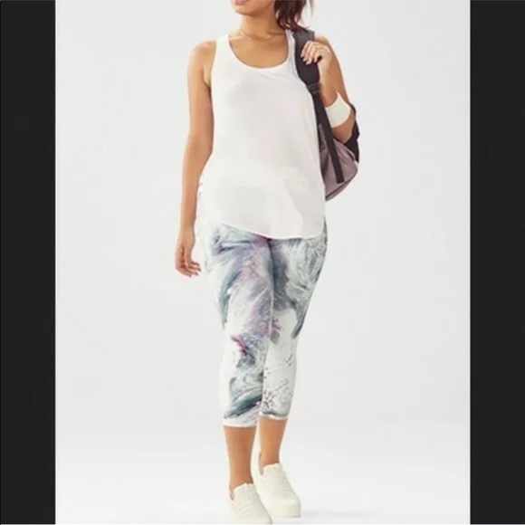 Fabletics Powerhold Crop Leggings - Picture 1 of 7